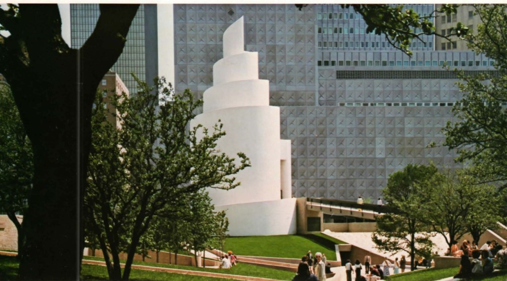 1978-11-nov-20-usa-natl-thanks-center-world-thank-brocure-6-p-ocr_P2-chapel-garden